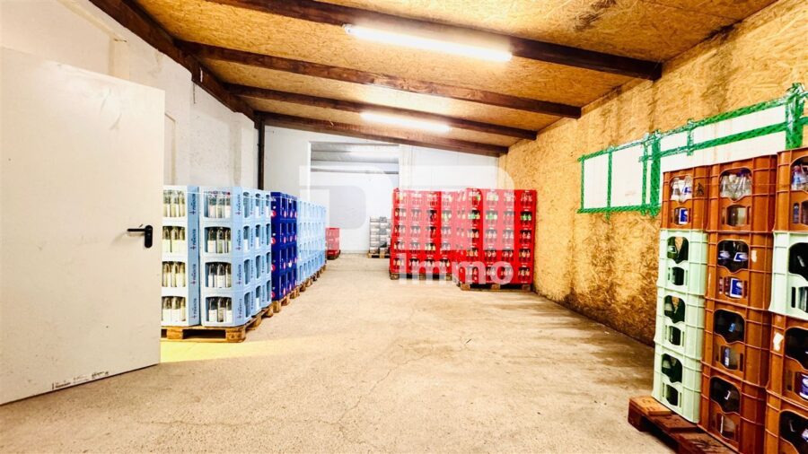 Modernisierter Gewerbekomplex (2 Gebäudeteile) mit langfristigem Mieter + freie Flächen im OG - Gebäude 3 EG Getränkemarkt